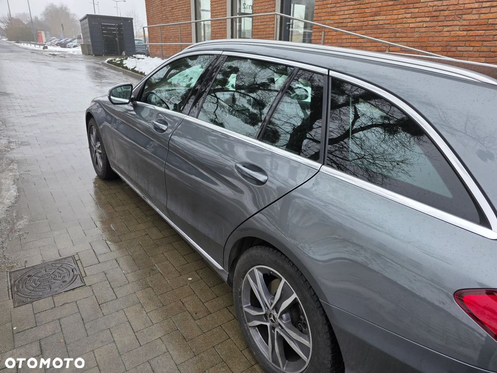 Mercedes-Benz Klasa C 180 9G-TRONIC Avantgarde - 5