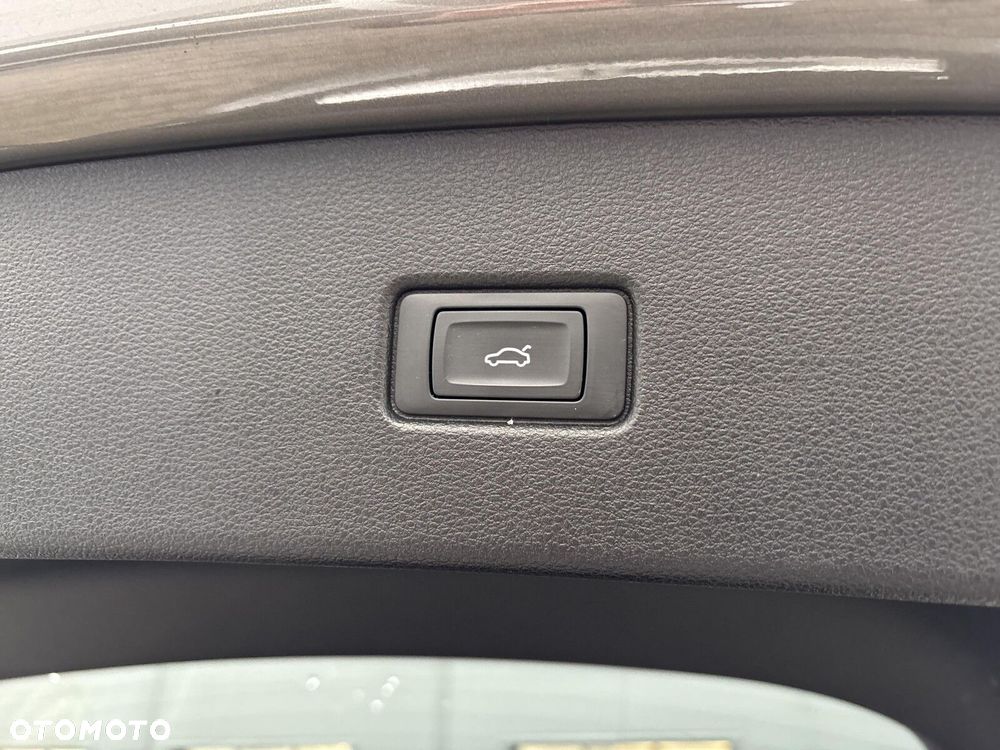 Audi Q5 Sportback - 24