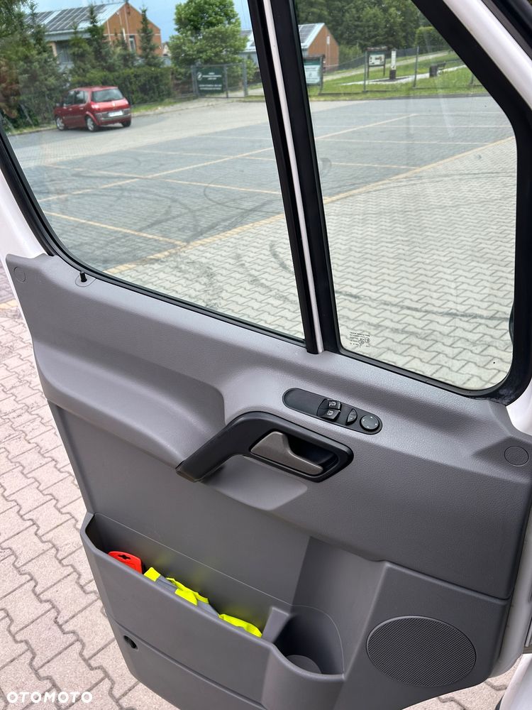 Volkswagen Crafter - 25