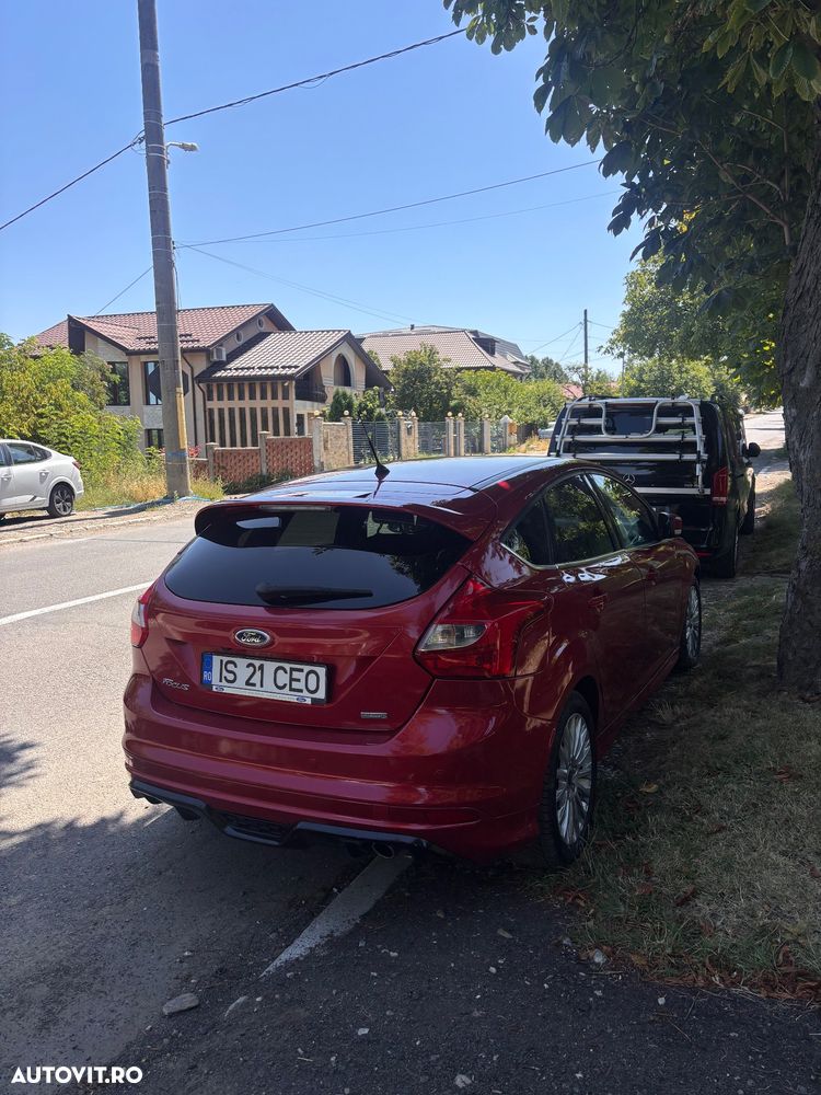 Ford Focus 1.6 EcoBoost Start Stop Sport - 4