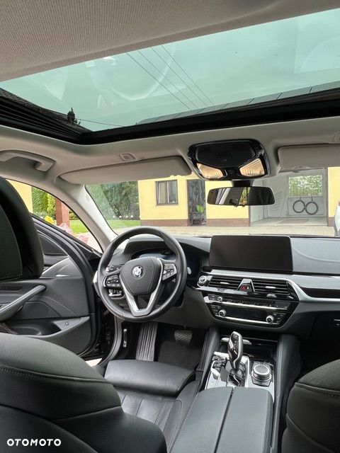 BMW Seria 5 530i xDrive Luxury Line - 5