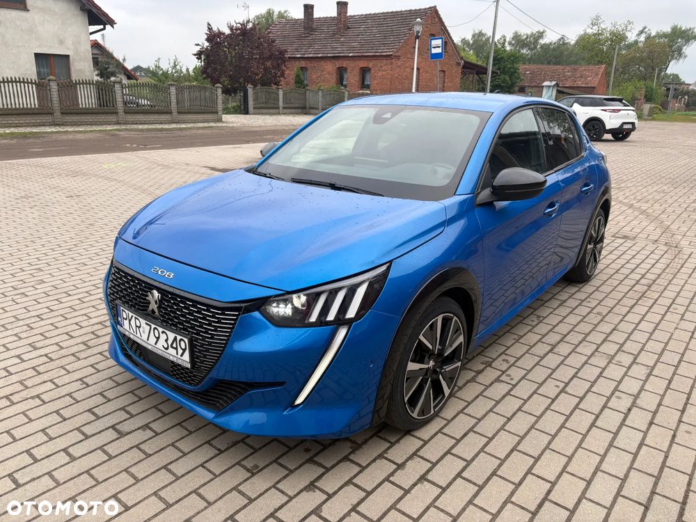Peugeot 208 PureTech 100 EAT8 GT Pack - 4