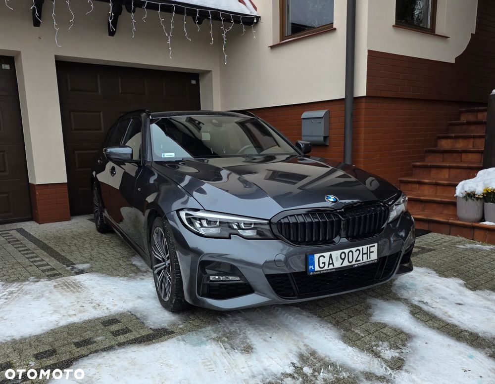 BMW Seria 3 320d M Sport - 1