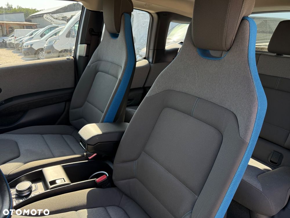 BMW i3 (120 Ah) - 12