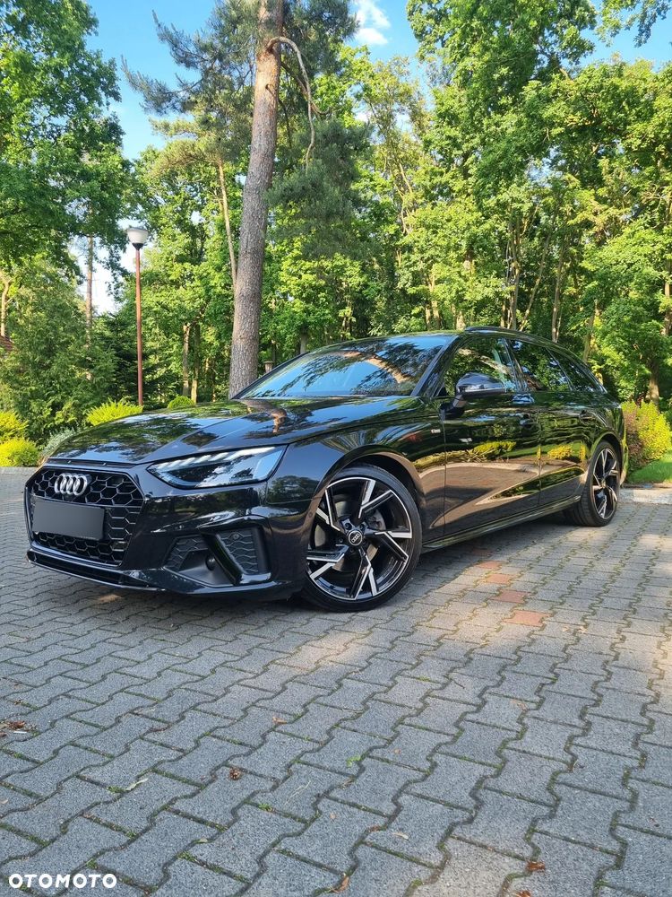 Audi A4 Avant 35 TDI mHEV S Line S tronic - 1
