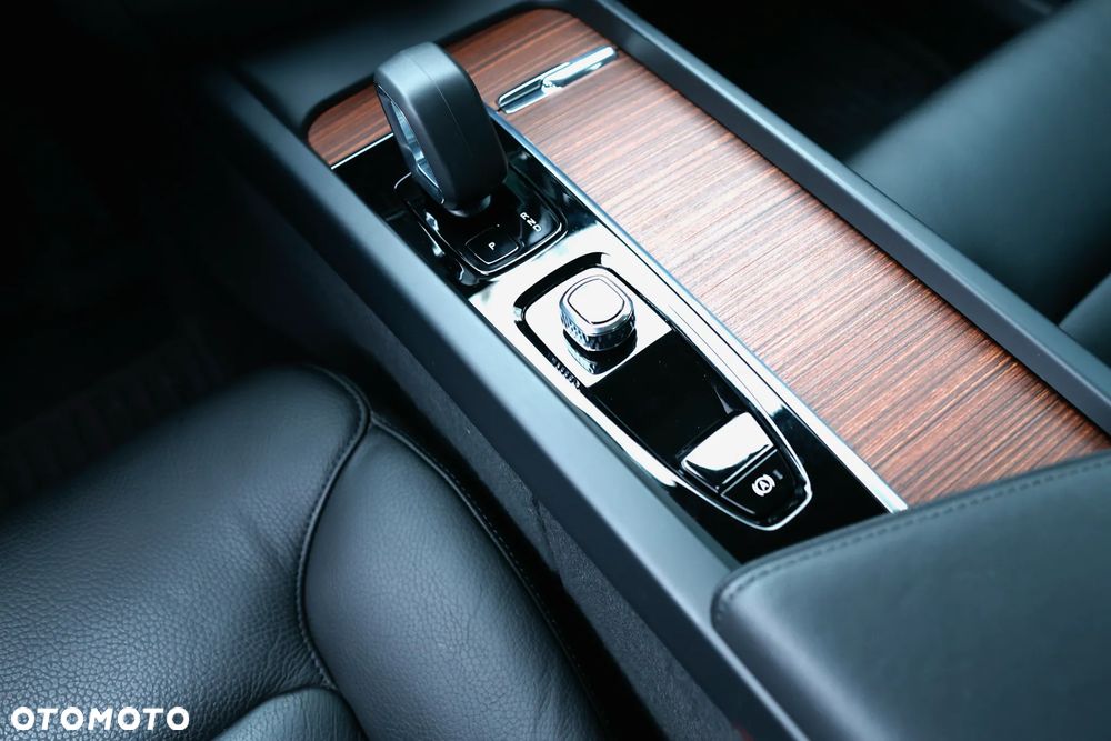 Volvo S90 - 12