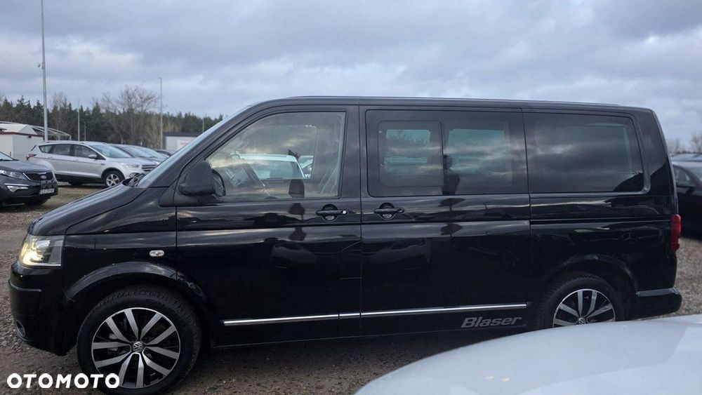 Volkswagen Multivan - 2