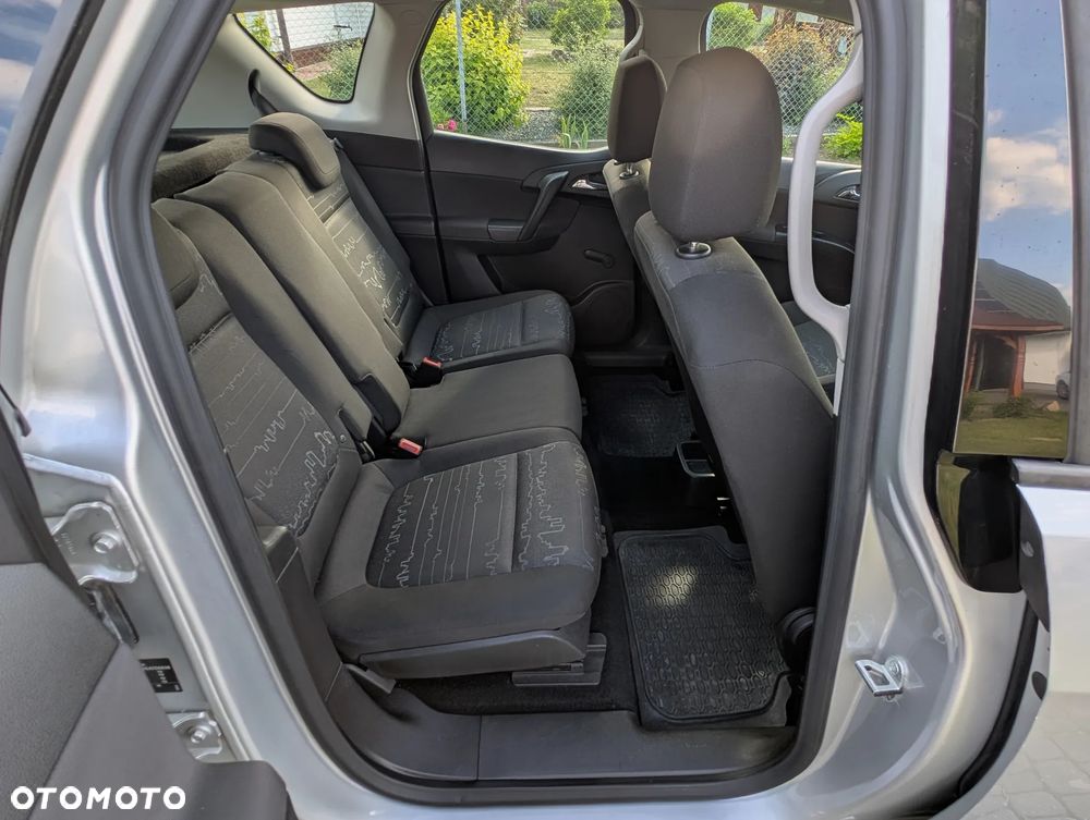 Opel Meriva 1.6 CDTI Essentia S&S - 16