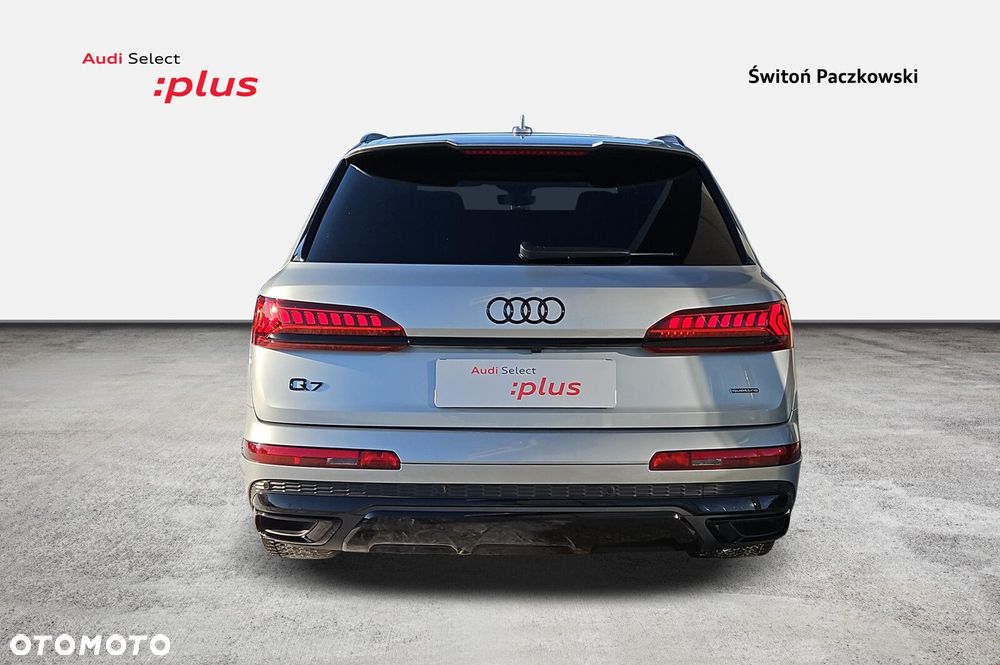 Audi Q7 - 4