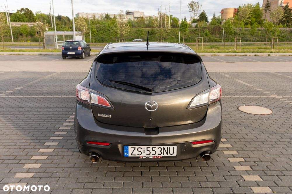 Mazda 3 - 4