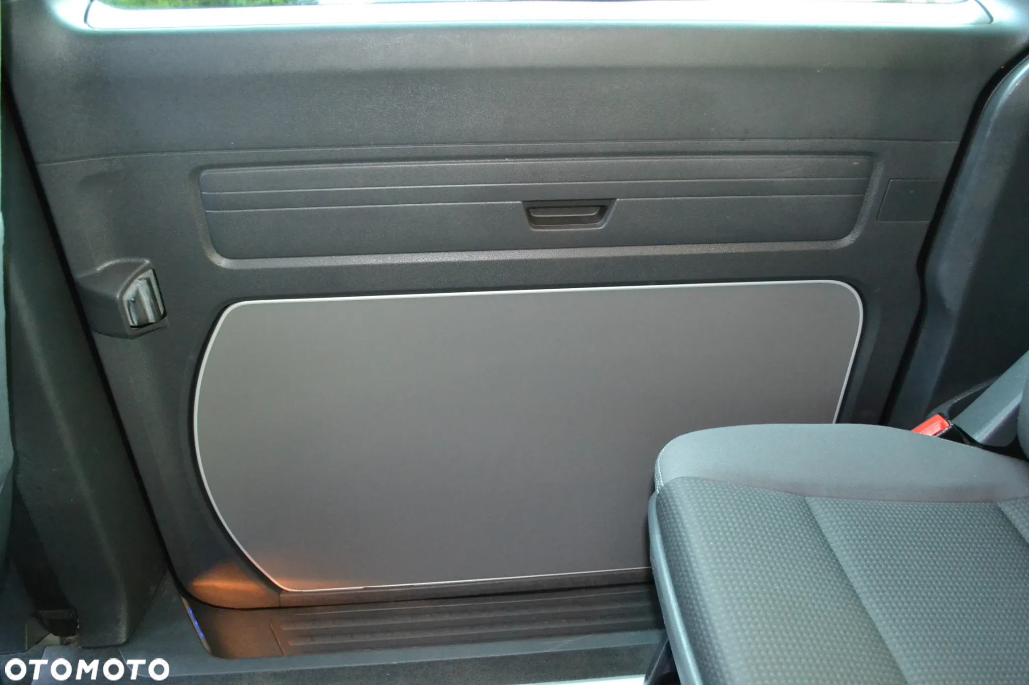 Volkswagen Multivan 2.0 TDI L1 Comfortline - 21