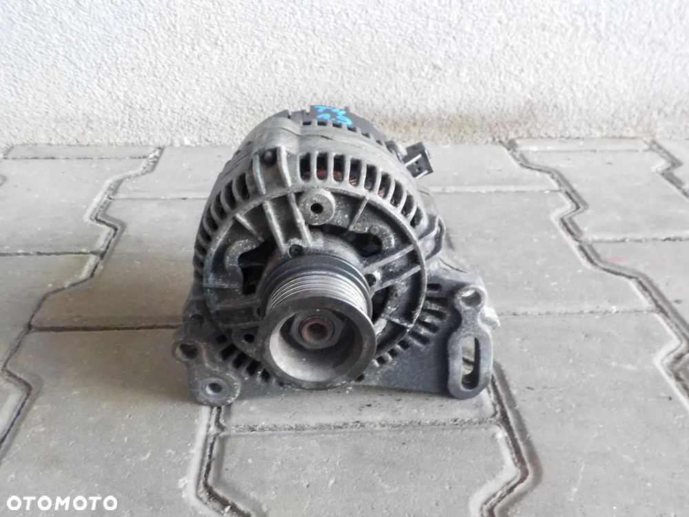 VW T4 1.9 TD ALTERNATOR BOSCH - 1