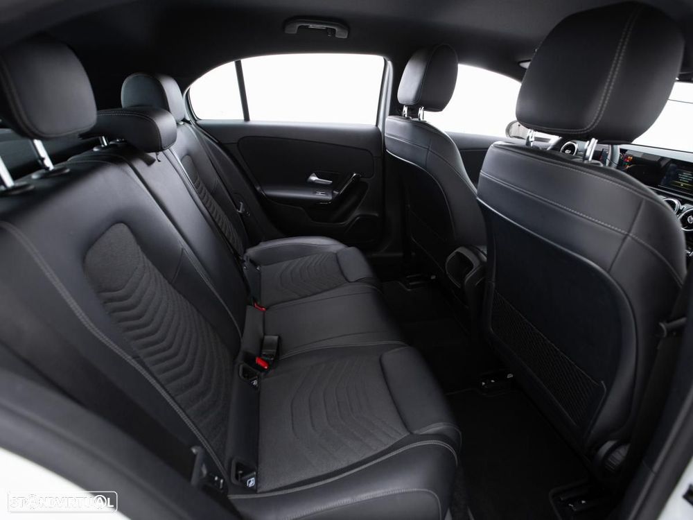 Mercedes-Benz A 160 d Style - 11