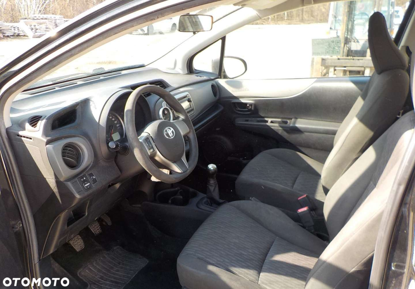 Toyota Yaris - 27