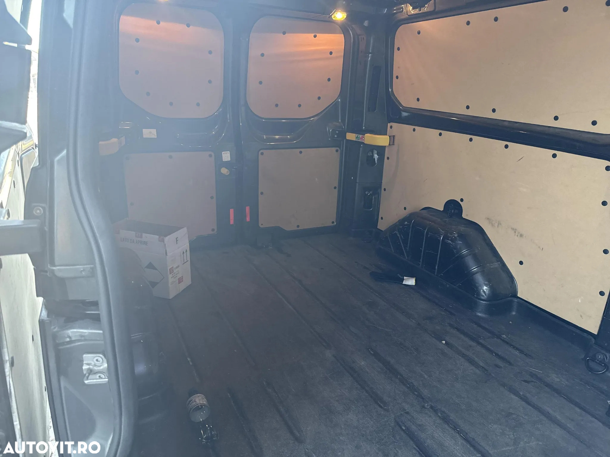 Ford Transit Custom - 15