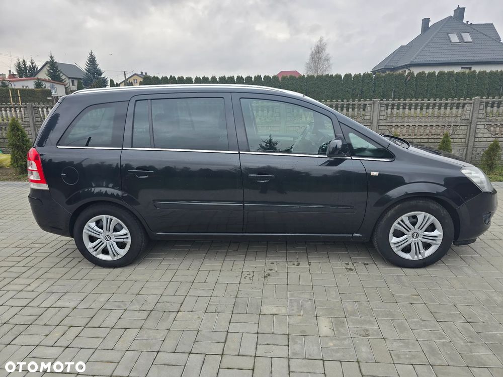 Opel Zafira 1.8 Active - 2