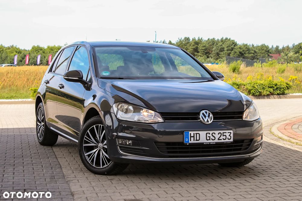 Volkswagen Golf 1.6 TDI BlueMotion Technology Allstar - 9