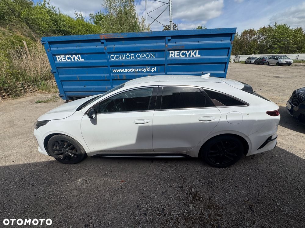 Kia ProCeed 1.6 CRDi Eco-Dynamics+ (48V Mild-Hybrid) DCT7 GT LINE - 8