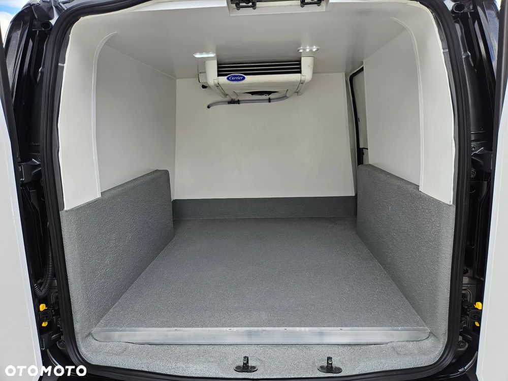 Volkswagen CADDY Chłodnia / Mroźnia Najnowszy model 45tys km FULL LED SalonPL Fv23% - 8