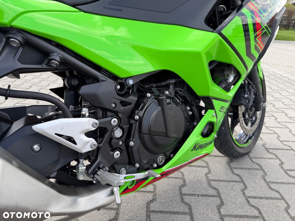 Kawasaki Ninja 500 - 8