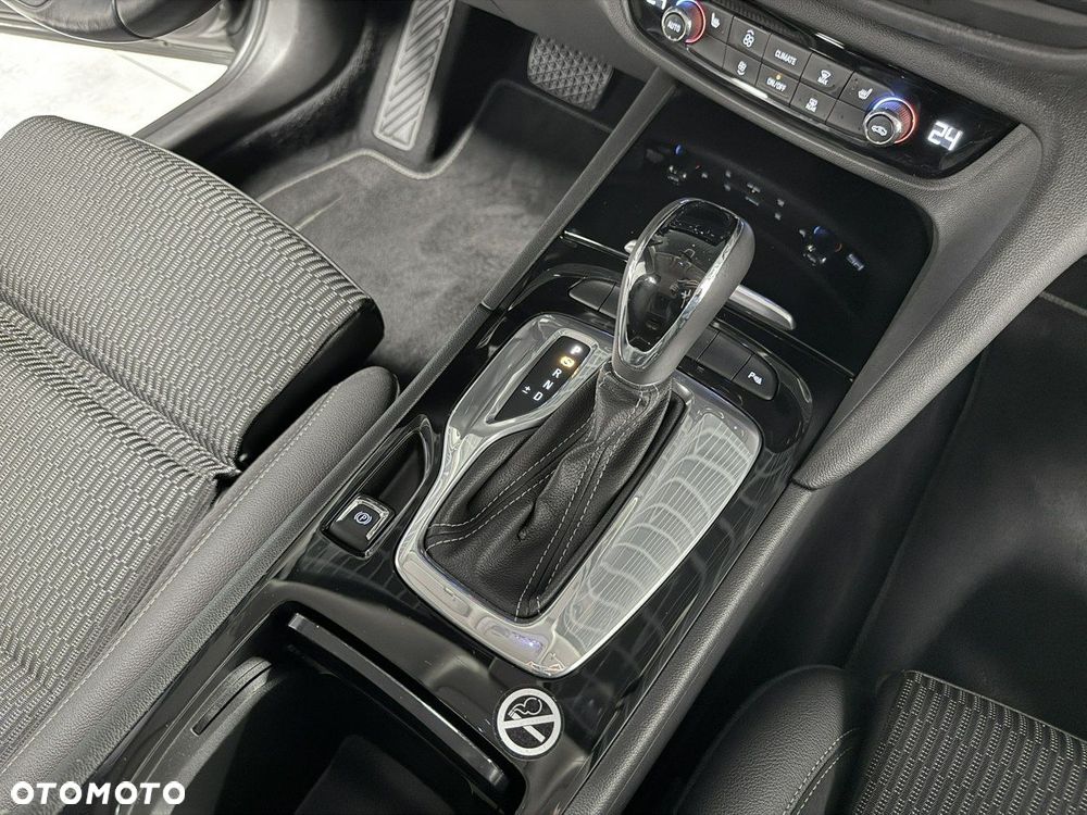Opel Insignia - 24
