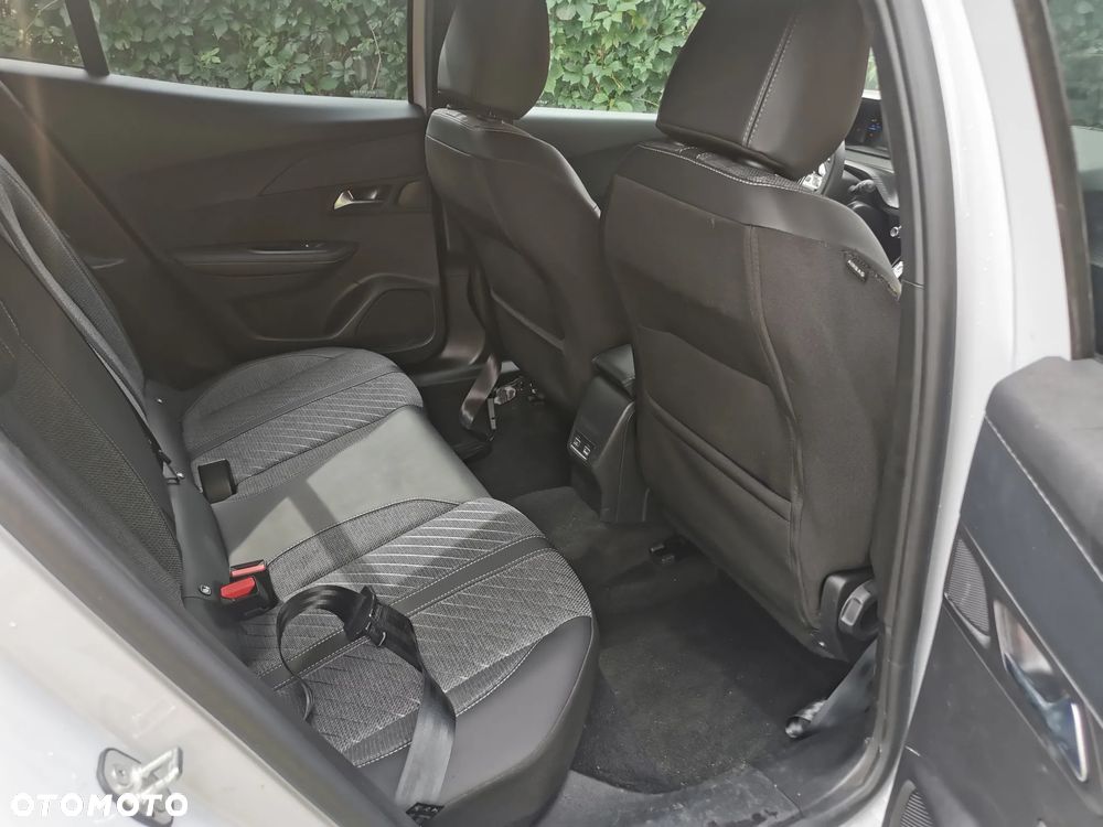 Peugeot 2008 156 Business - 12