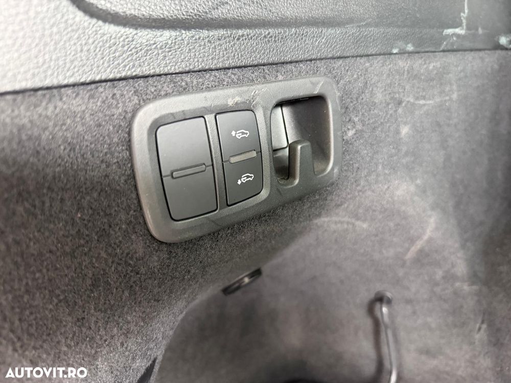 Audi Q7 50 TDI quattro Tiptronic S line - 25