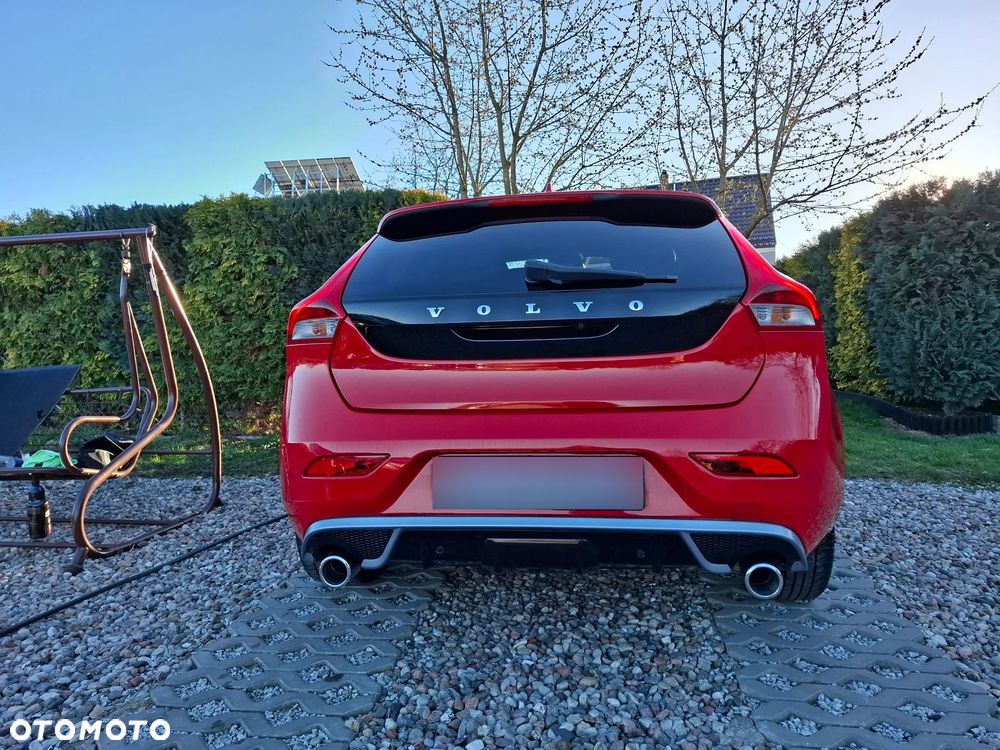 Volvo V40 D4 RDesign - 2