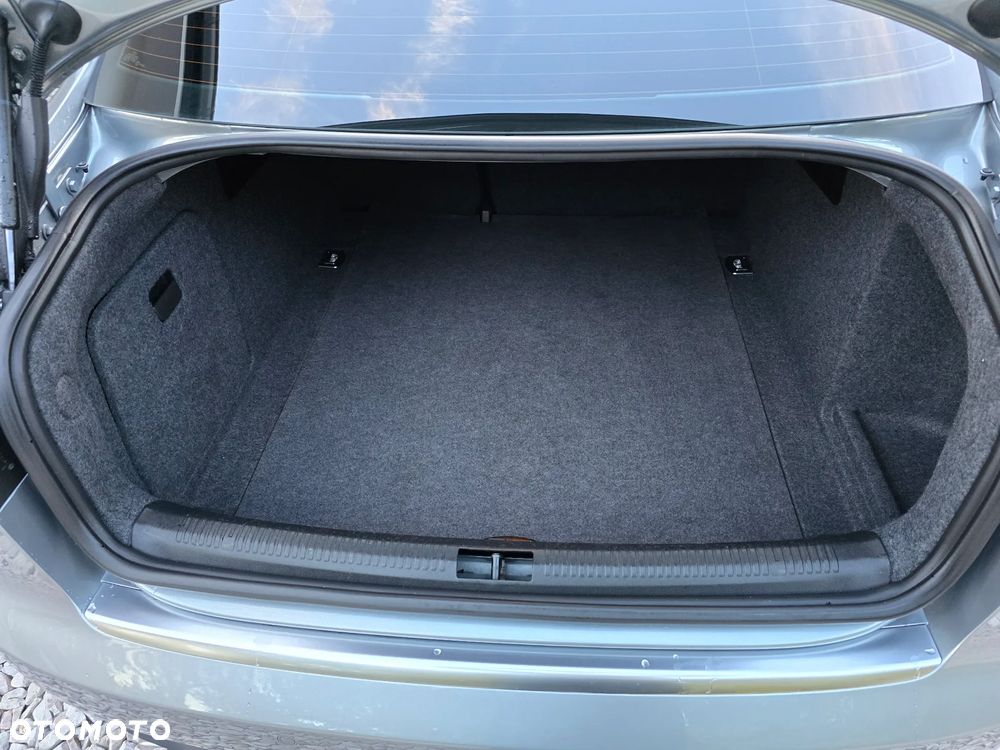 Audi A4 ver-1-8-t - 8