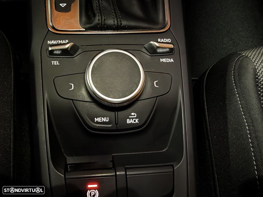 Audi Q2 30 TFSI Sport S tronic - 19