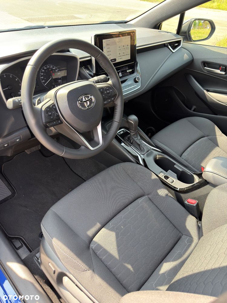 Toyota Corolla - 8