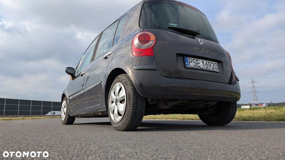 Renault Modus - 16