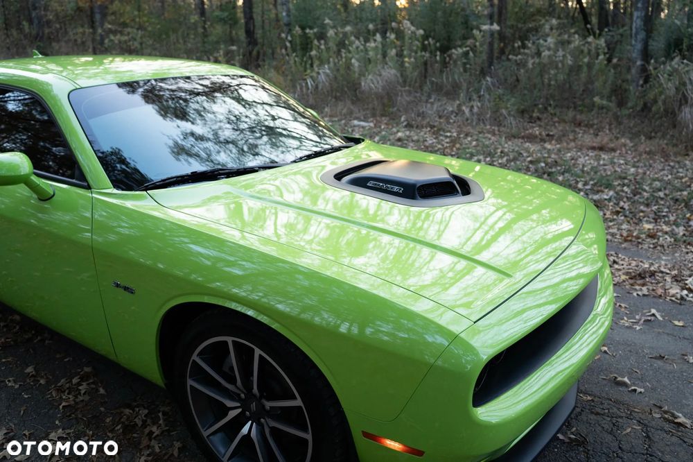 Dodge Challenger 5.7 R/T - 22