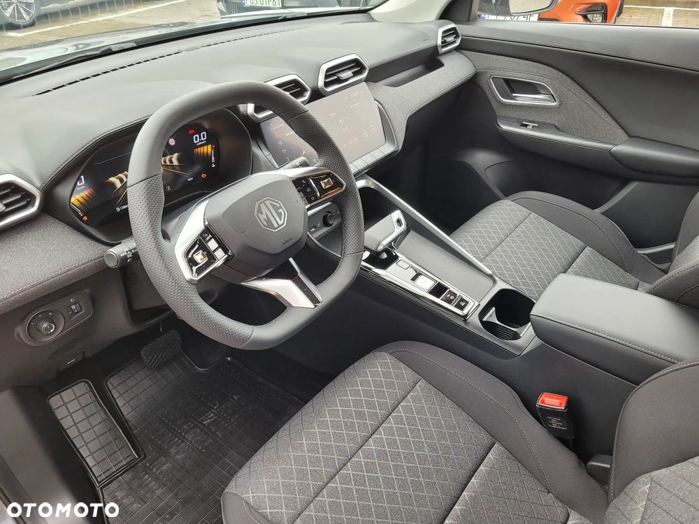 MG ZS Hybrid+ - 7