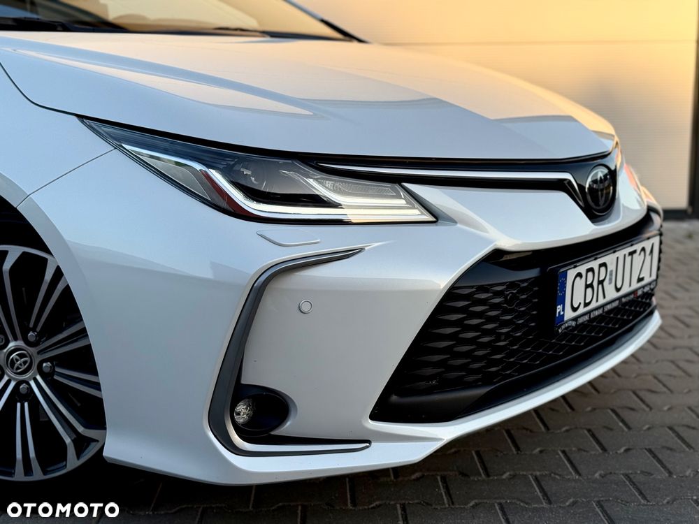 Toyota Corolla - 13