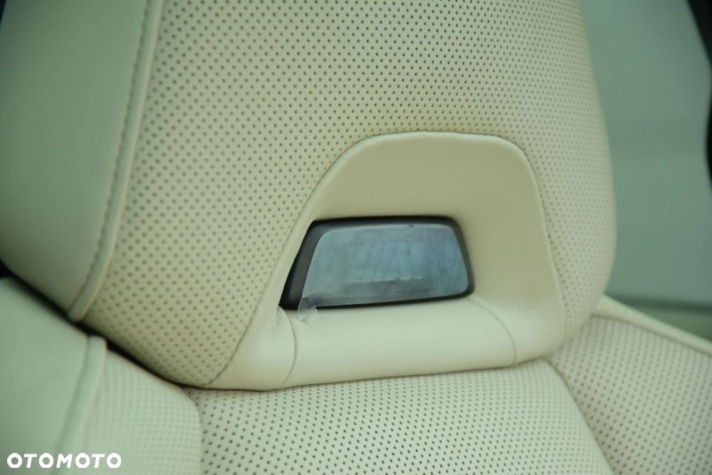 BMW Seria 8 - 27