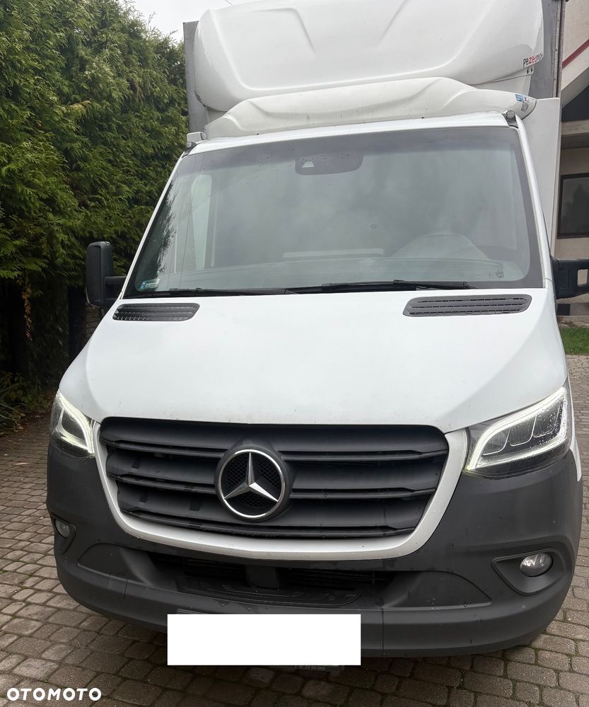 Mercedes-Benz Sprinter - 1