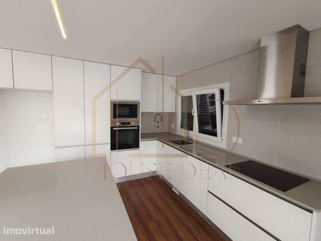 Moradia Térrea T3 +1 com Espaço para Piscina. Fernão Ferro - Grande imagem: 5/55