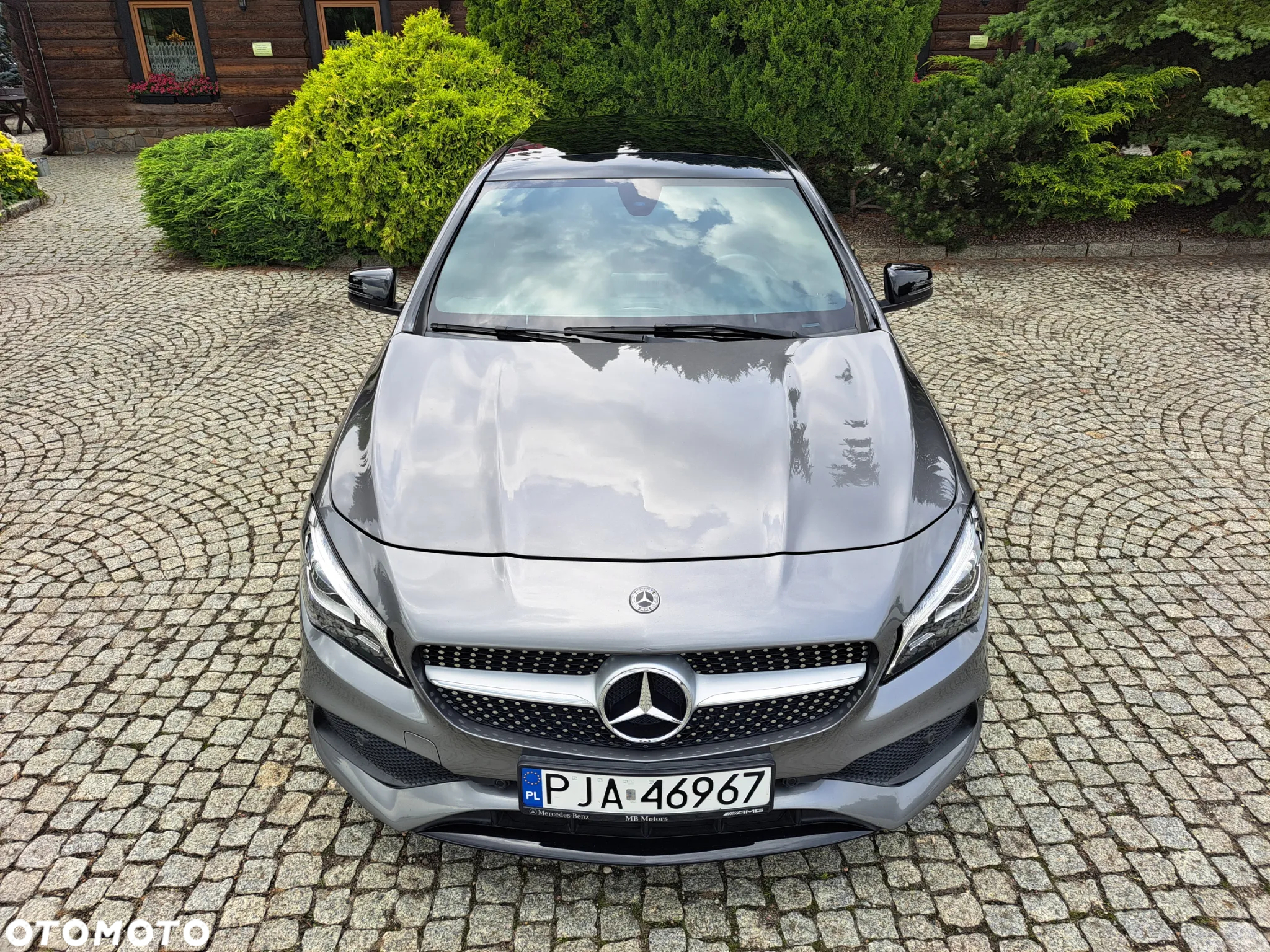 Mercedes-Benz CLA Shooting Brake 200 7G-DCT AMG Line - 17