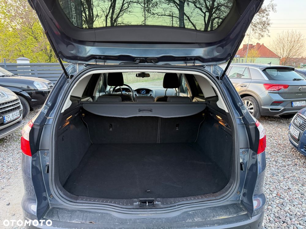Ford Focus 1.6 TDCi DPF Trend - 10