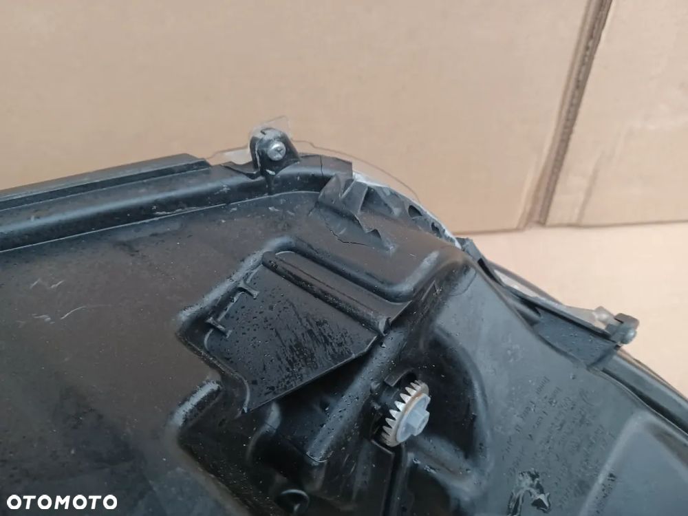 Full Led przedni lewy Toyota Yaris IV 4 lampa oryg - 6