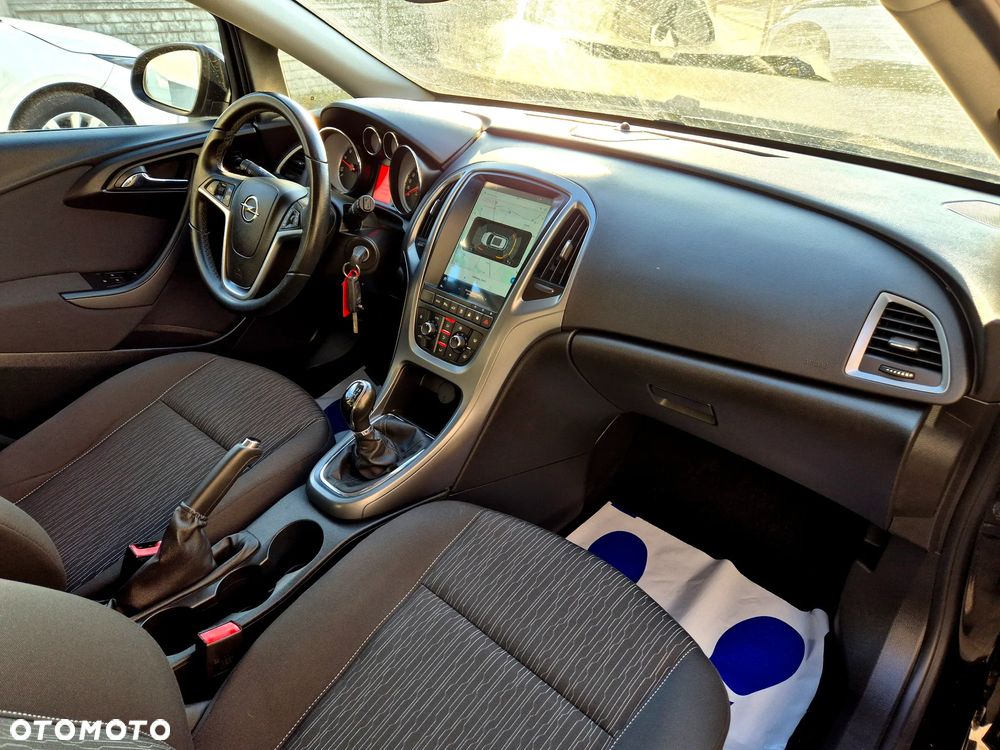 Opel Astra 1.4 Turbo Selection - 16