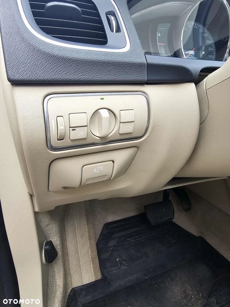 Volvo S60 2.5 T5 AWD - 9