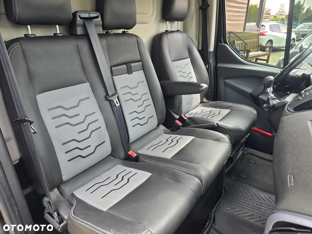 Ford Transit Custom LONG - 11