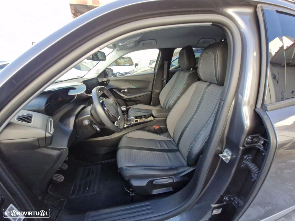 Peugeot 2008 1.5 BlueHDi GT - 8