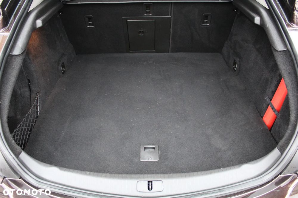 Opel Insignia - 13