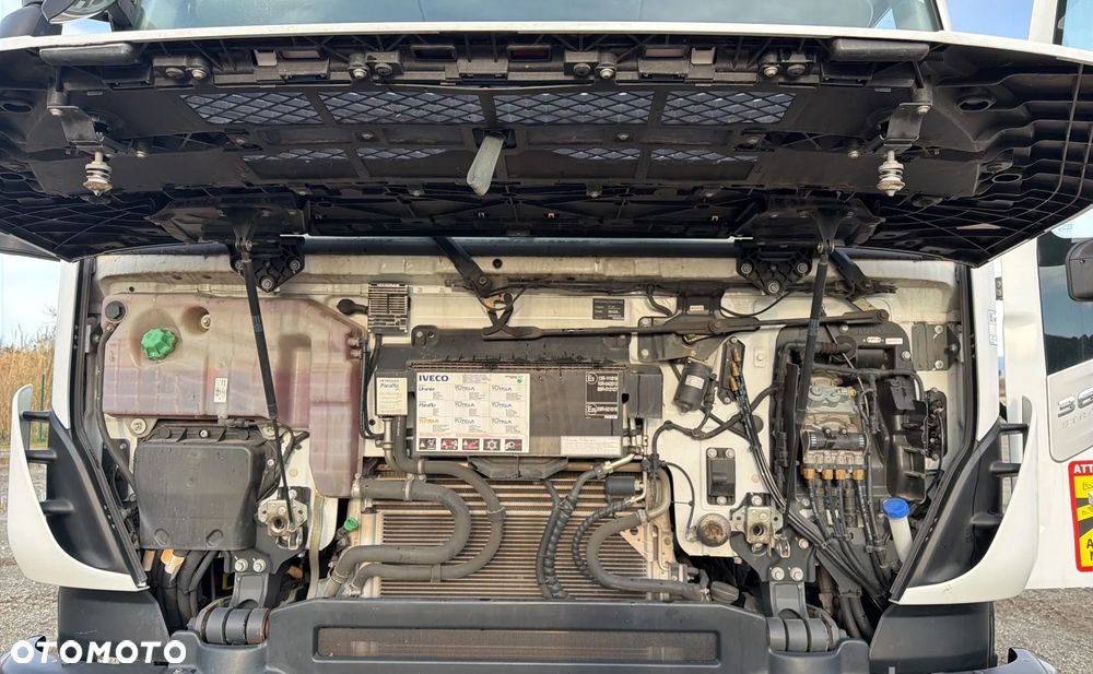 Iveco Stralis 360 6x2 / 50 tys. km / Hakowiec Marell AL20 S55 / oś skrętna - 11