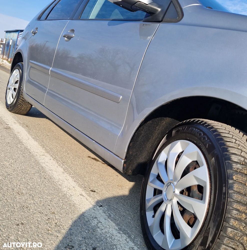 Volkswagen Polo 1.4 Comfortline - 15