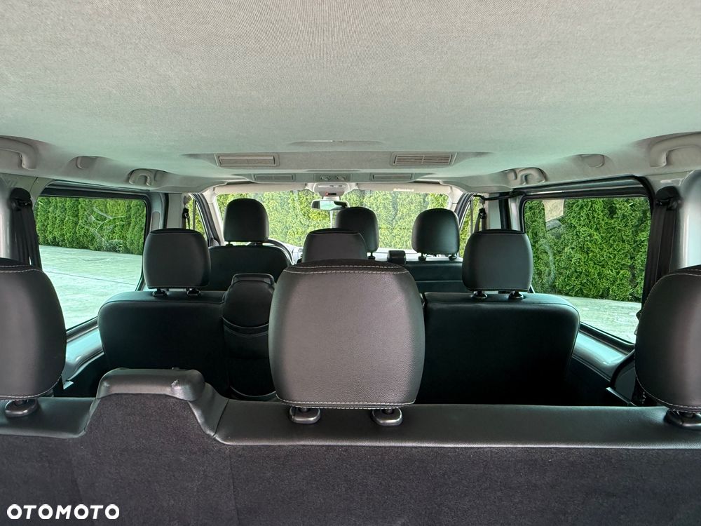 Opel Vivaro L2H1 2,9t Elegance Business - 18