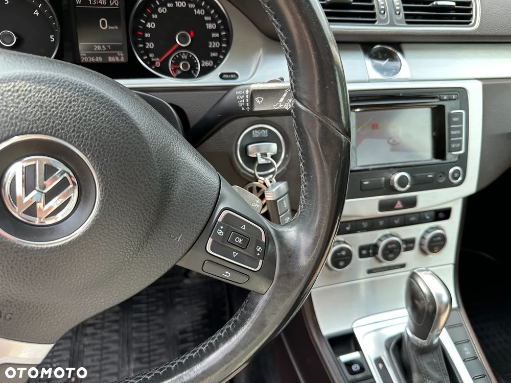 Volkswagen Passat Variant - 11